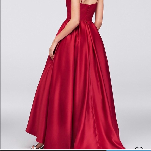 David’s bridal red ball gown - Picture 7 of 7
